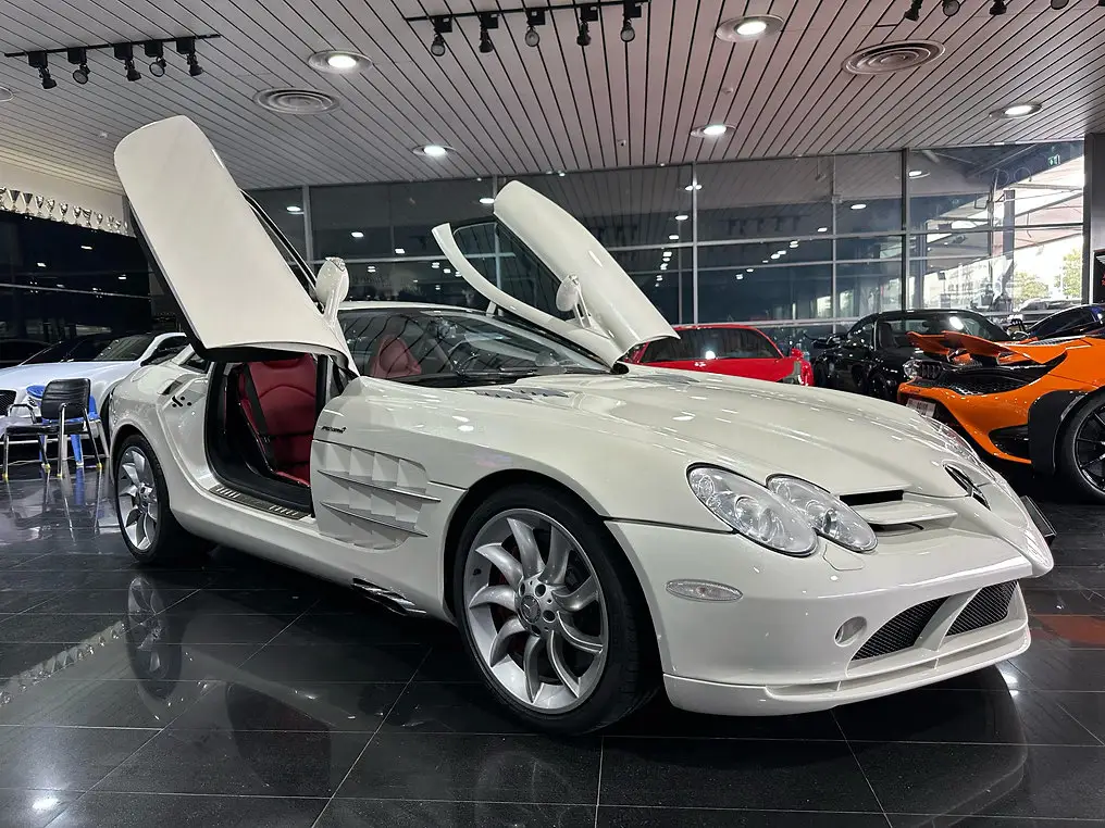 Mercedes Benz McLaren SLR 2006 5.5L