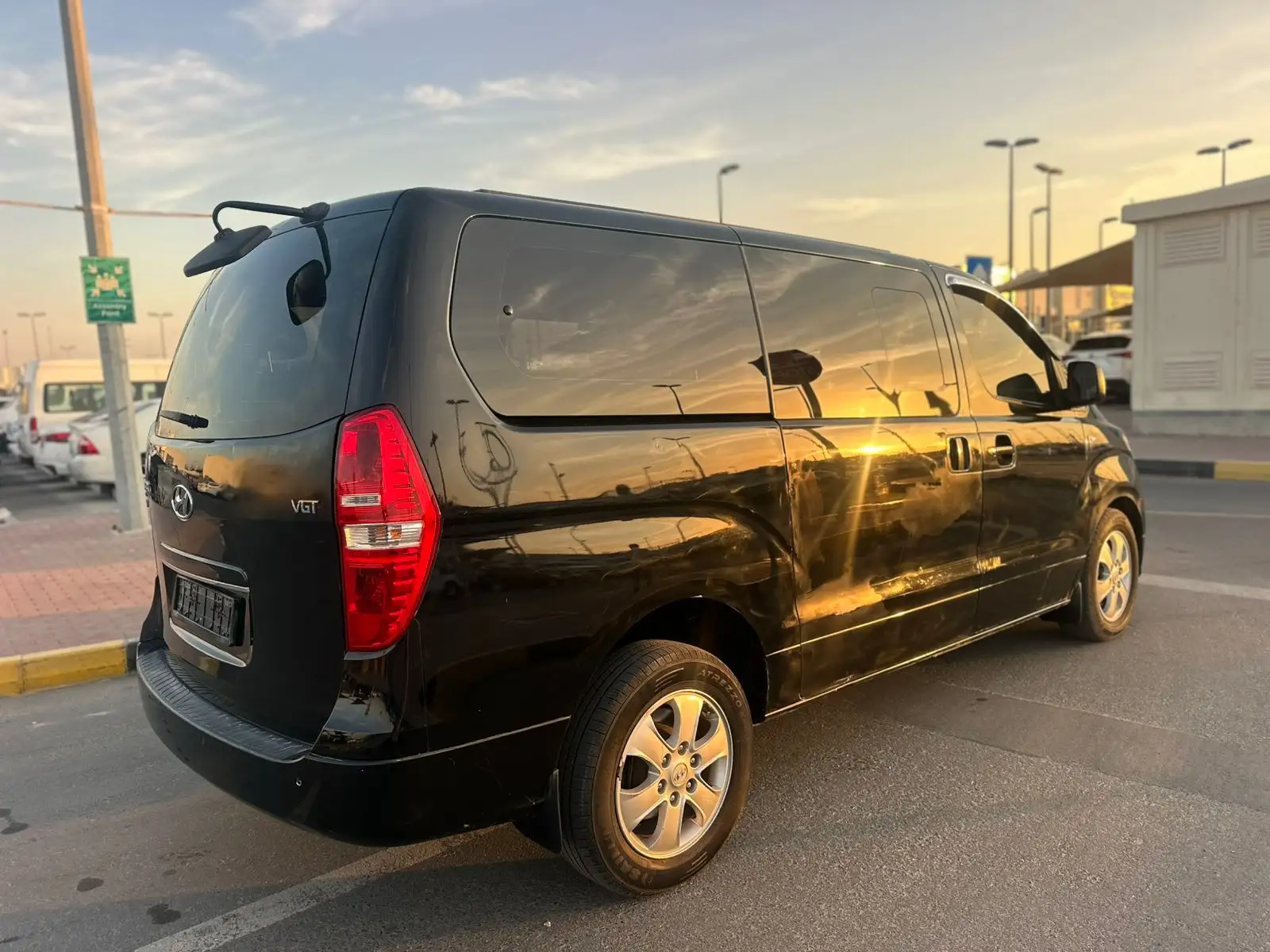 Hyundai H1 2018