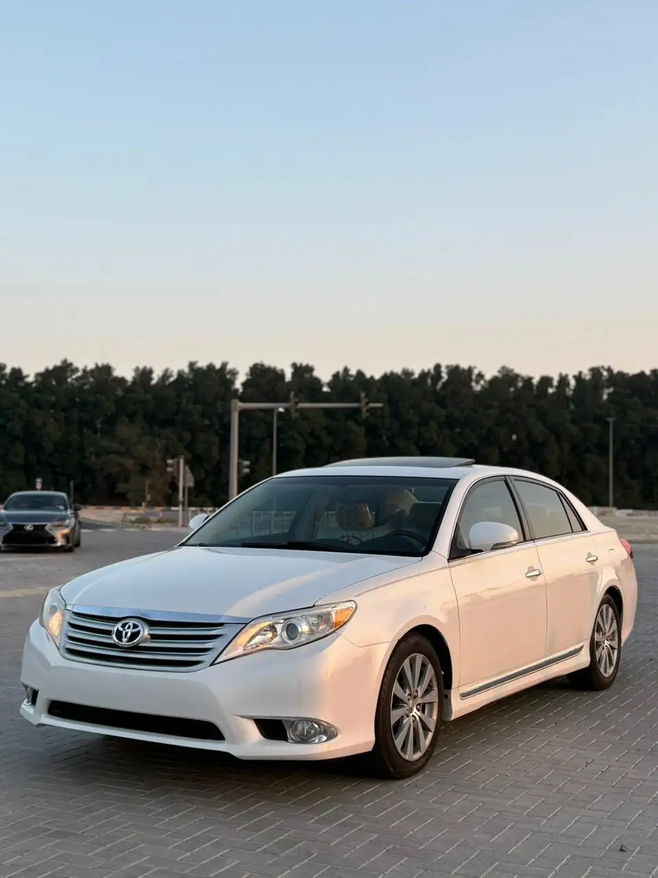 Toyota Avalon 2012
