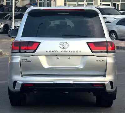 تويوتا لاند كروزر 2012