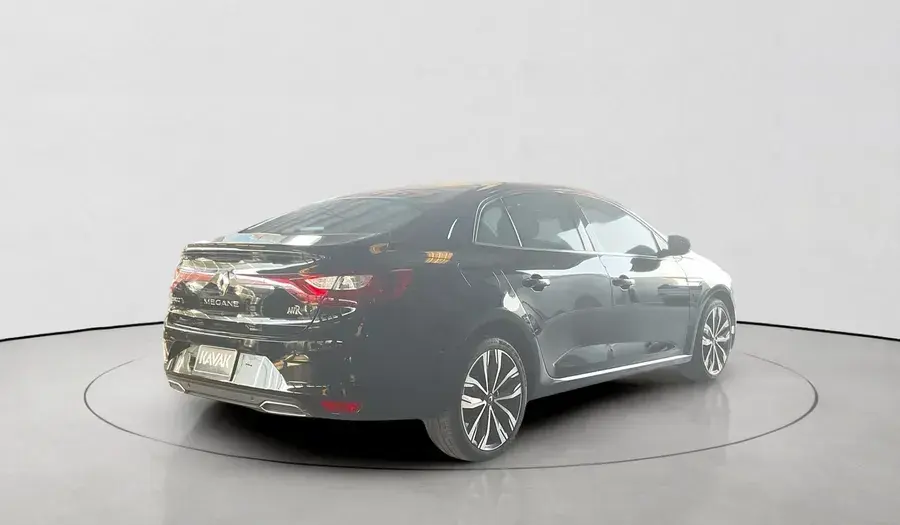 رينو ميجان 2023