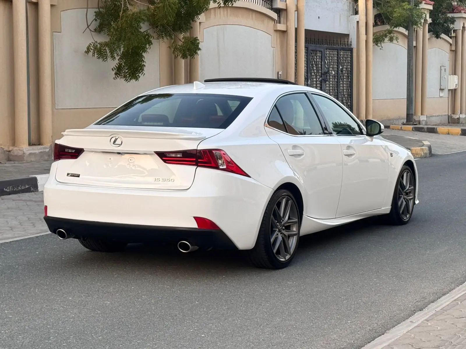 Lexus IS 2014