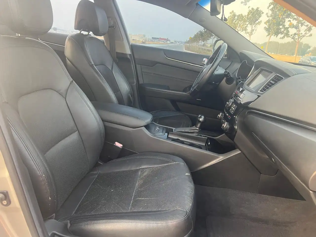 Kia K7 2011