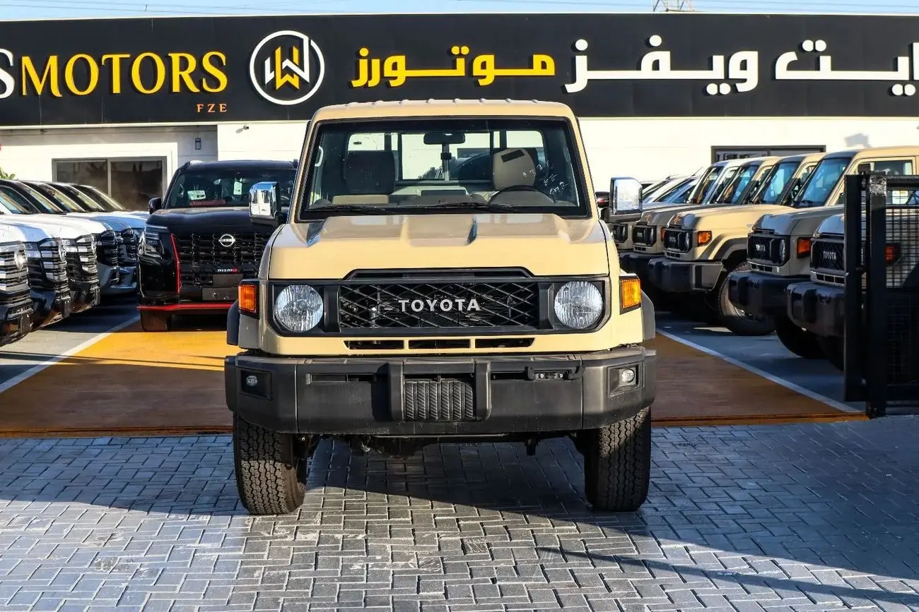 Toyota Land Cruiser Pick Up 2025