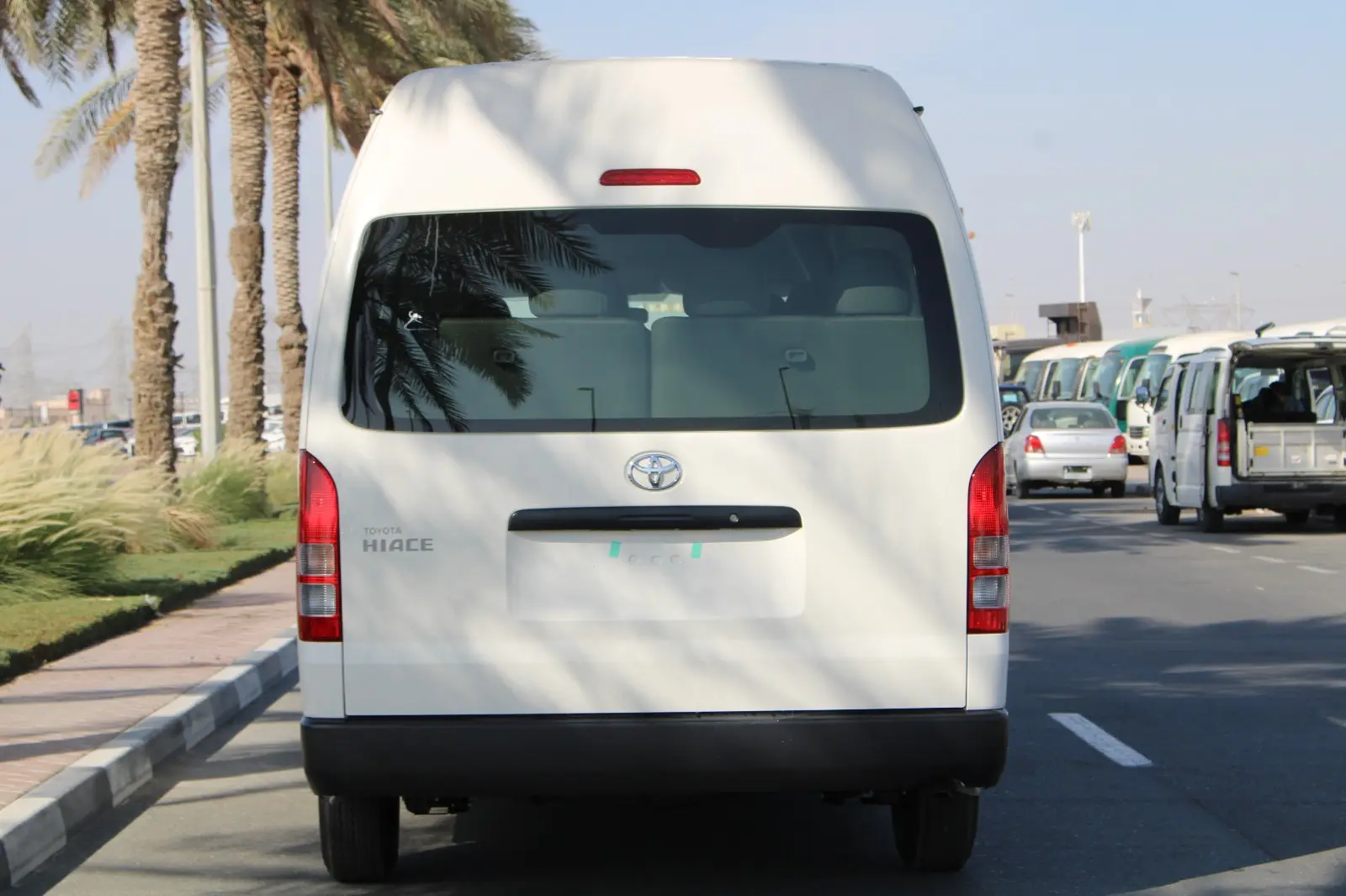 Toyota Hiace 2025 2.7L