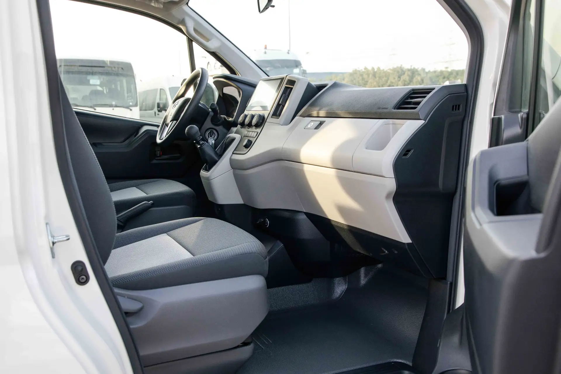 تويوتا هاياس 2026 2.8L