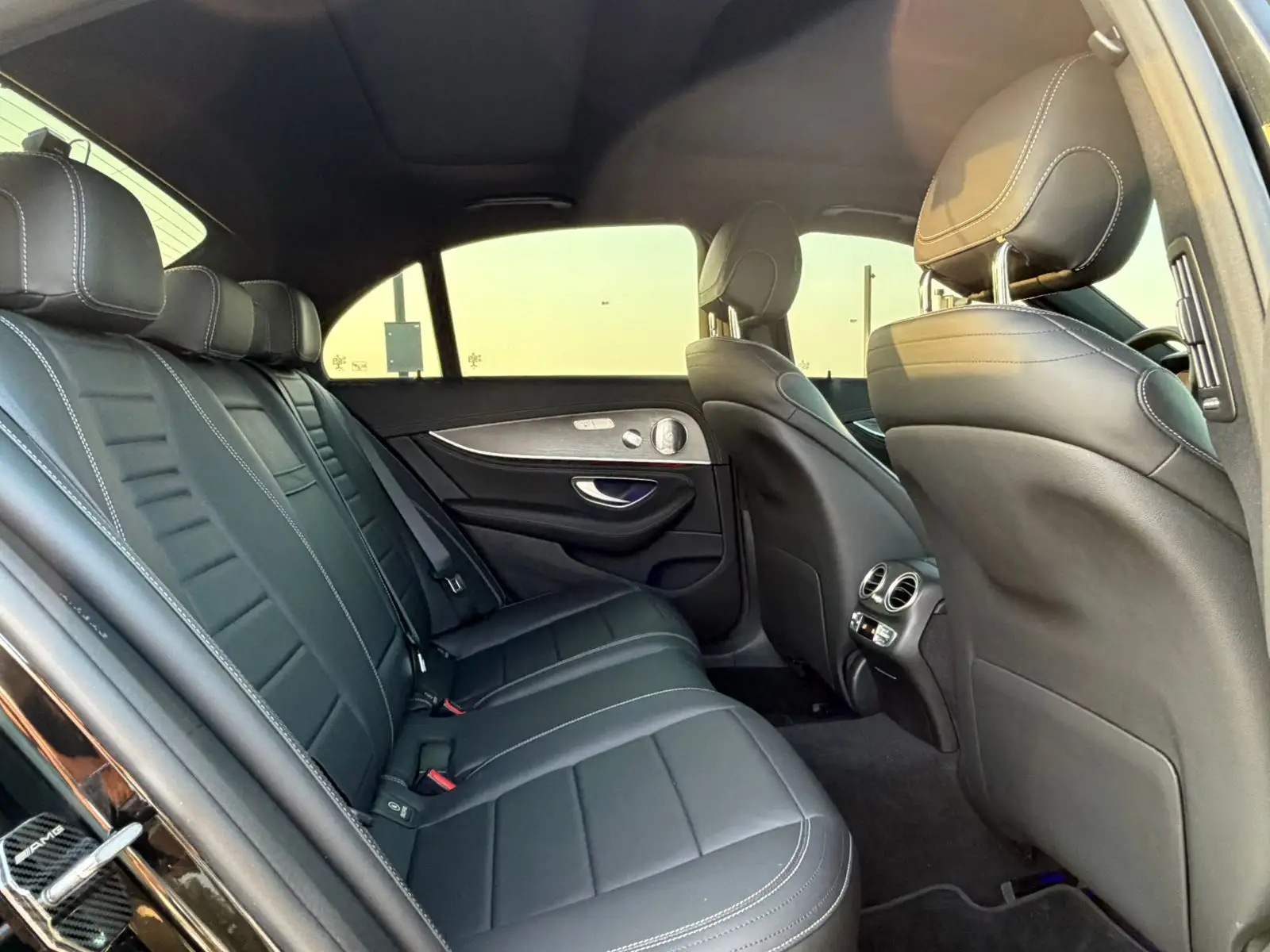 مرسيدس بنز E Class 2021 2L