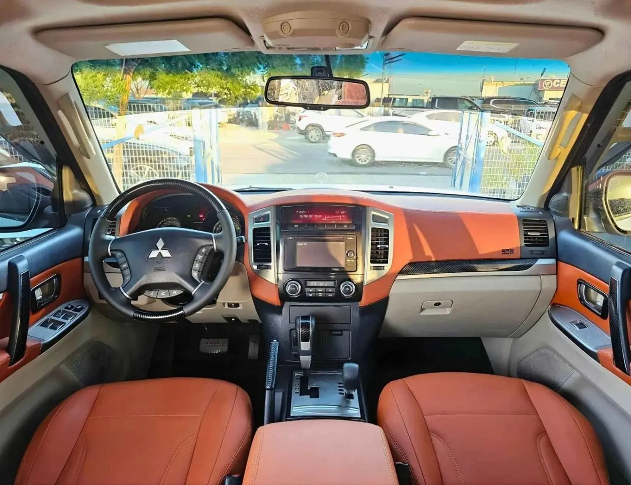 ميتسوبيشي باجيرو 2022 3.5L