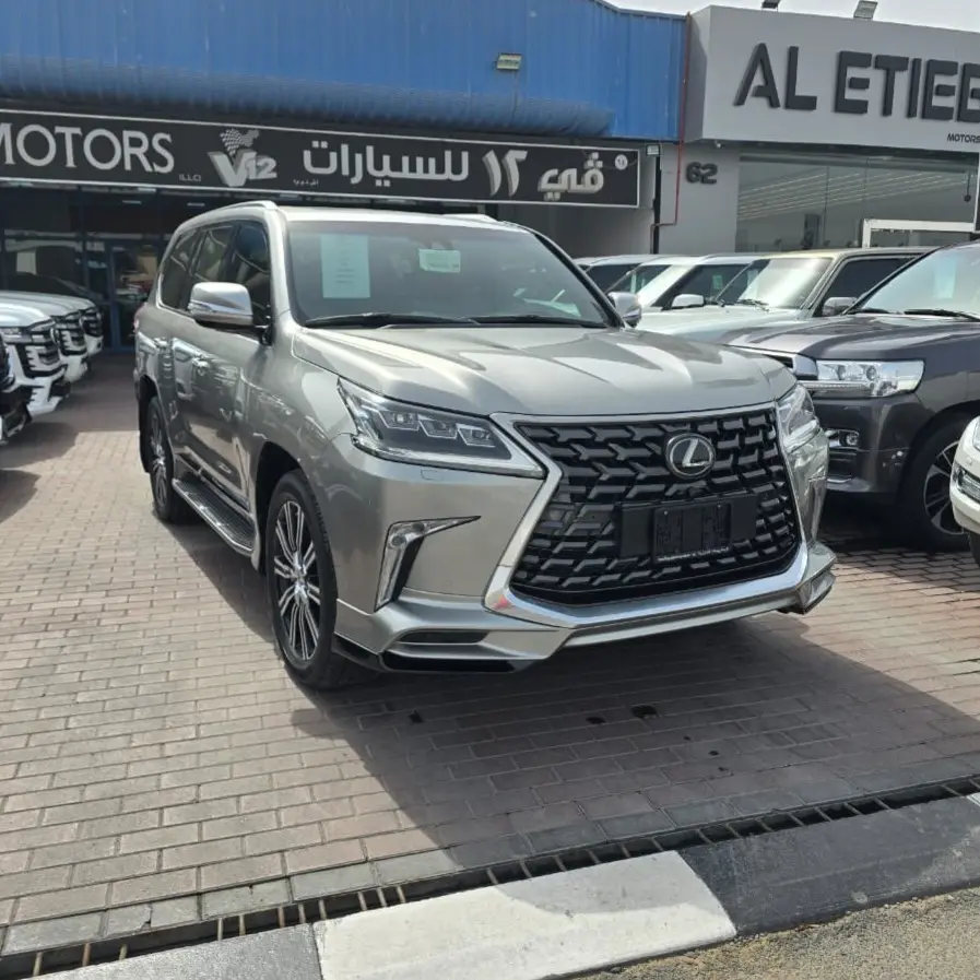 Lexus LX 2021