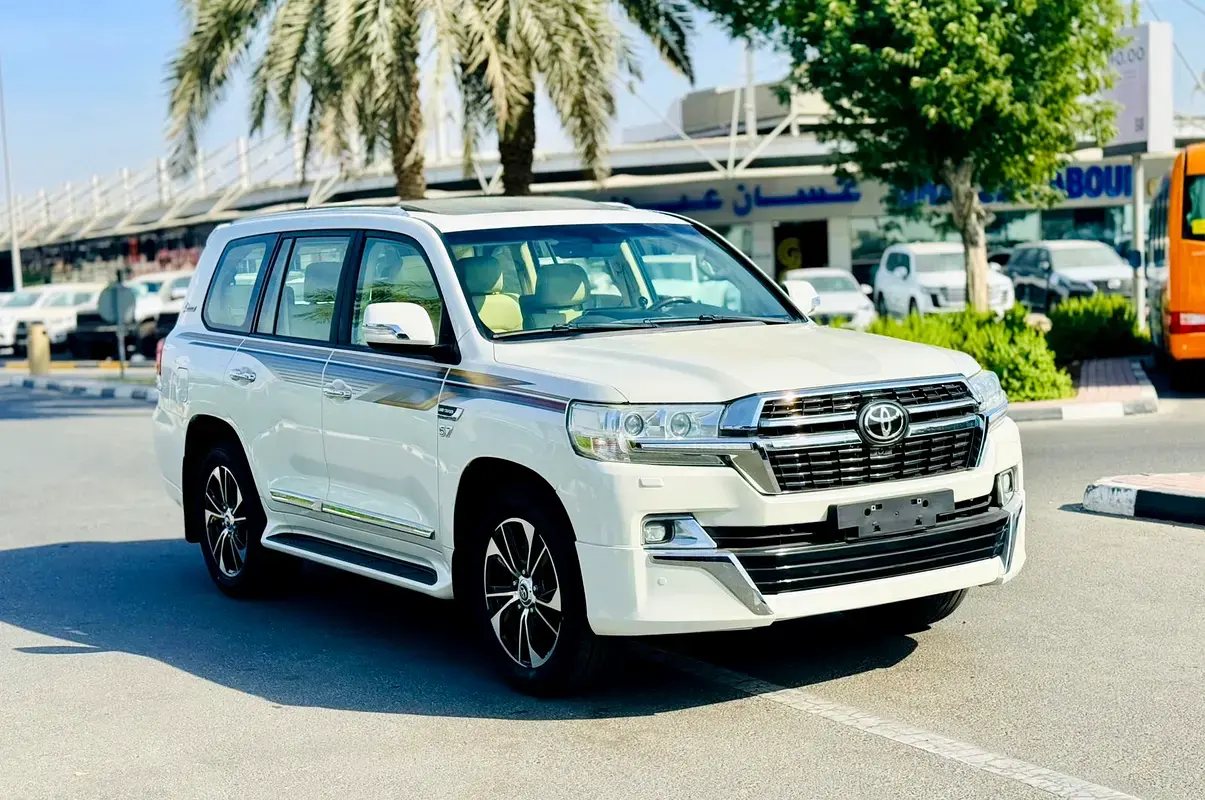 تويوتا لاند كروزر 2016