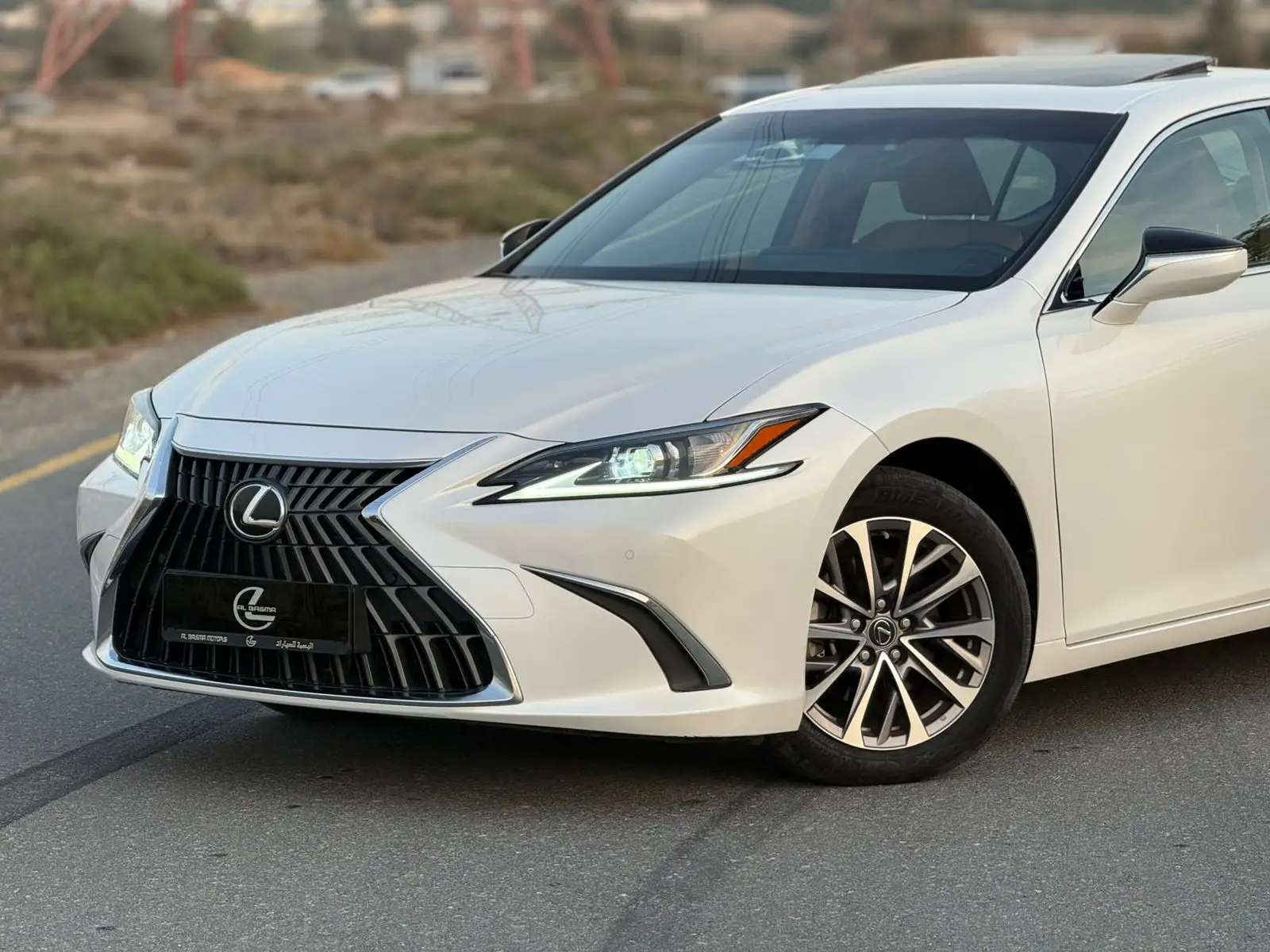 لكزس ES 2023