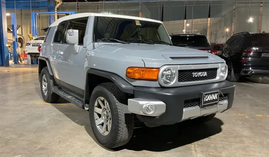 تويوتا اف جي كروزر 2019 4L