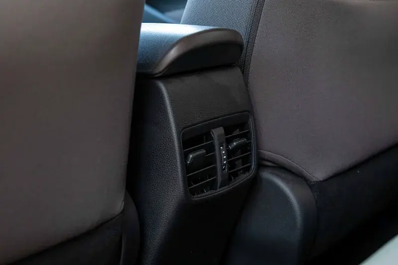 تويوتا كورولا 2024