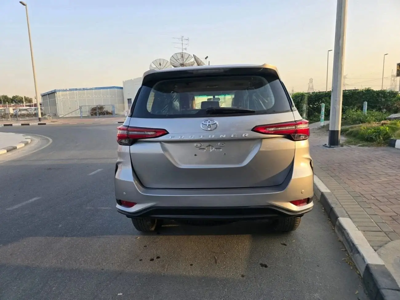 تويوتا فورتونر 2024 2.7L