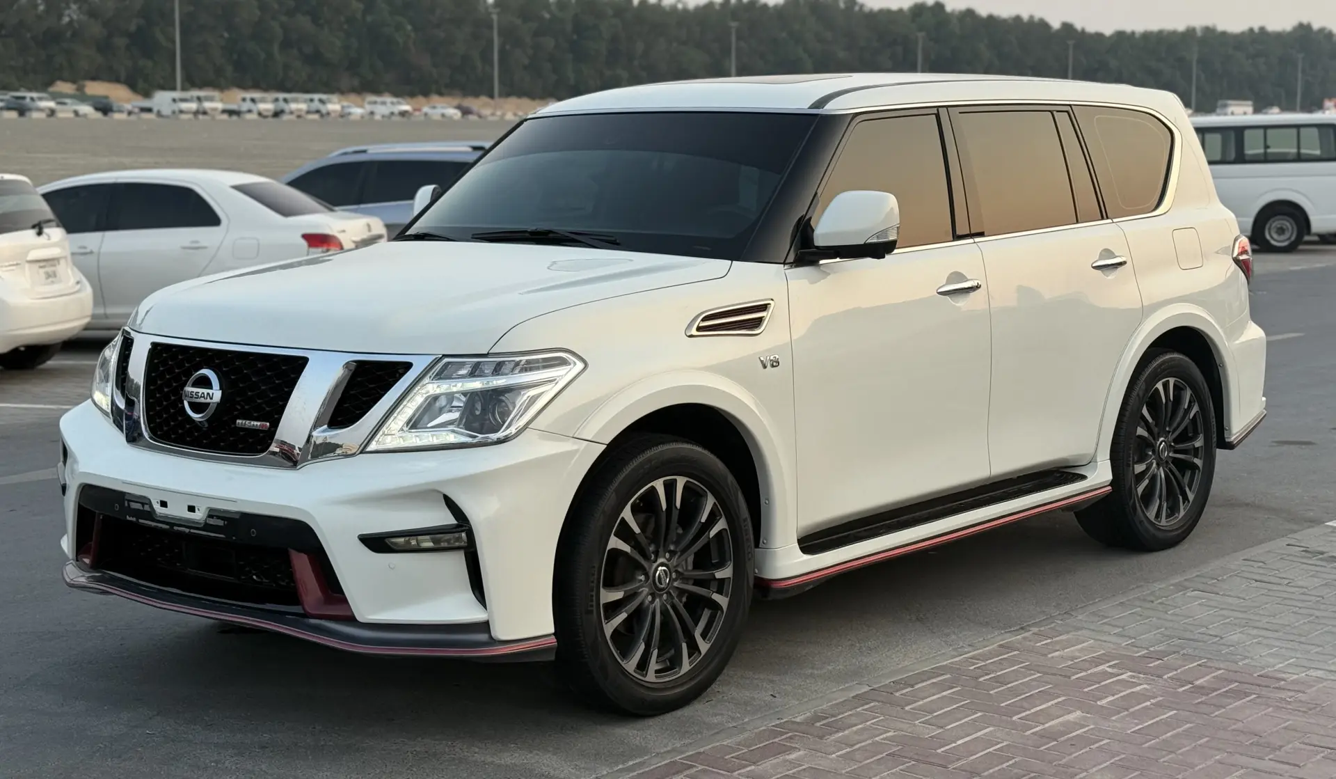 Nissan Patrol 2014 5.6L