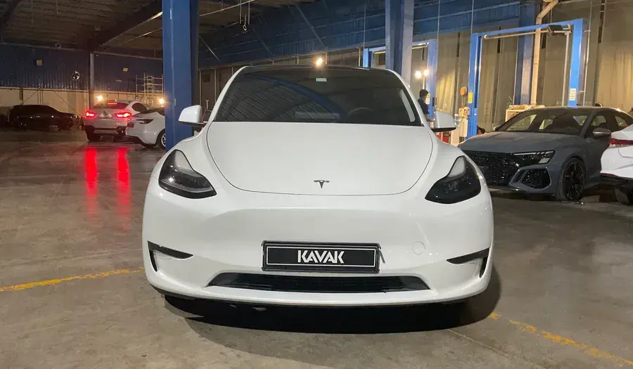 Tesla Model Y 2024 undefinedL
