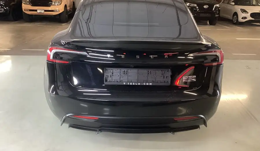 تسلا موديل 3 2025 undefinedL