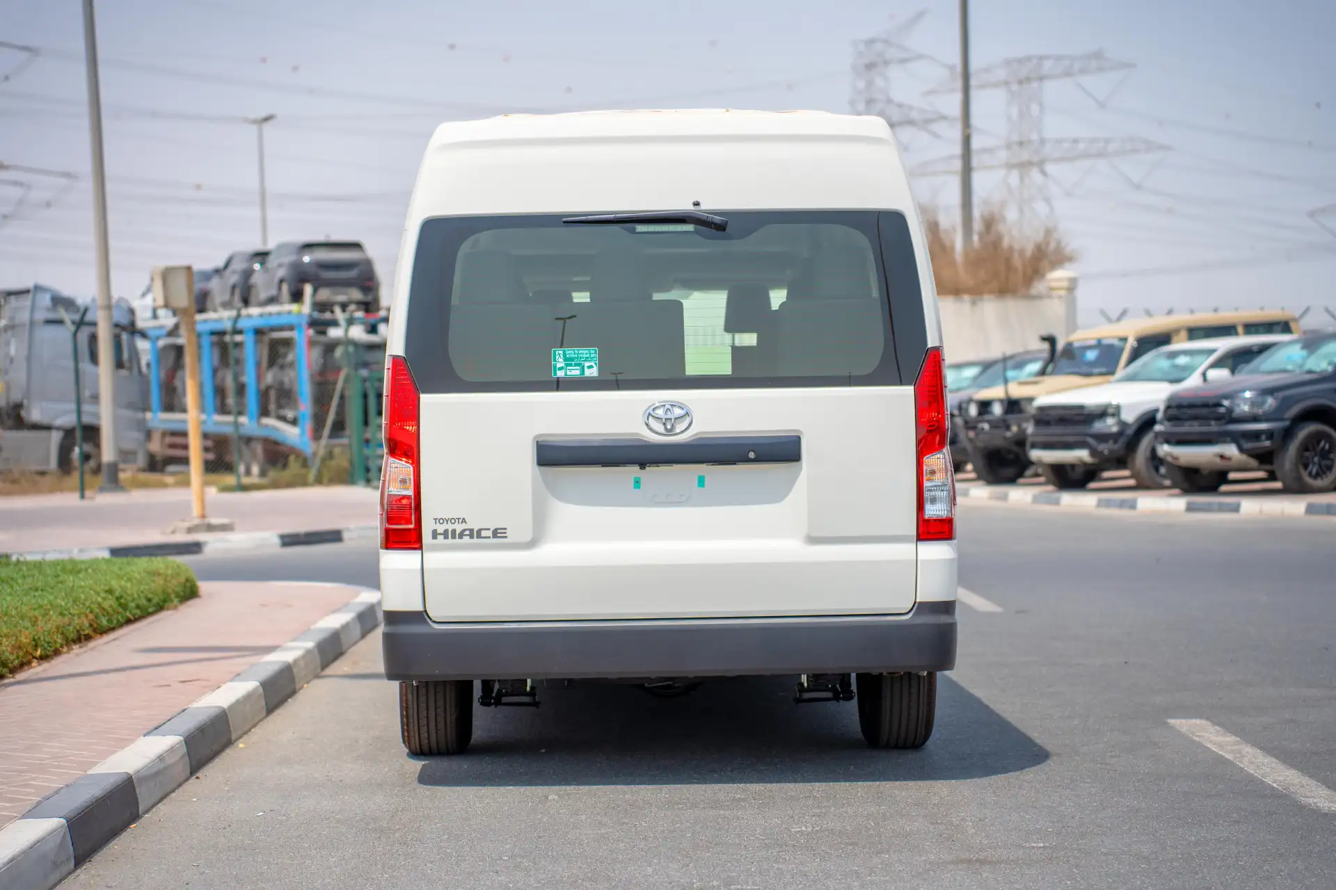 Toyota Hiace 2025 2.8L