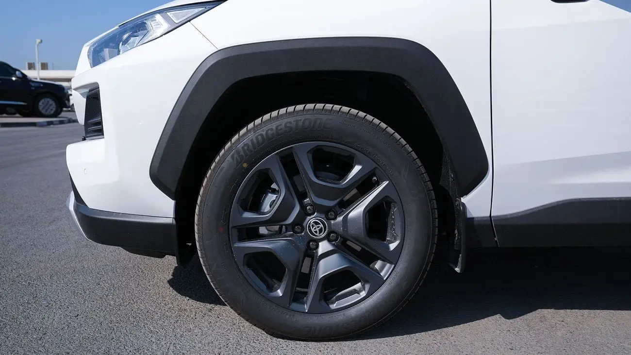 Toyota RAV4 2025 2L