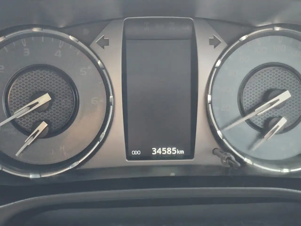 تويوتا هيلوكس 2022 2.8L