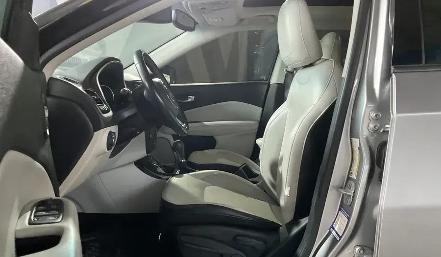 جيب كومباس 2020