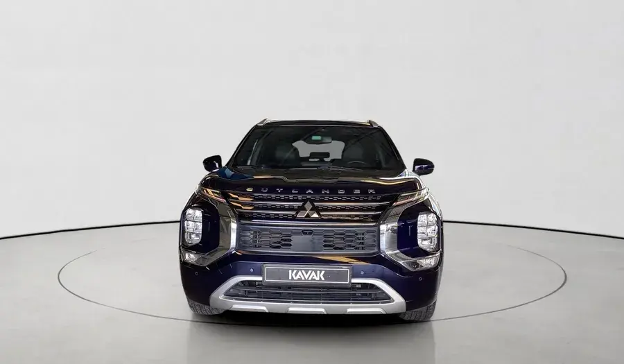 ميتسوبيشي آوتلاندر 2023 2.5L