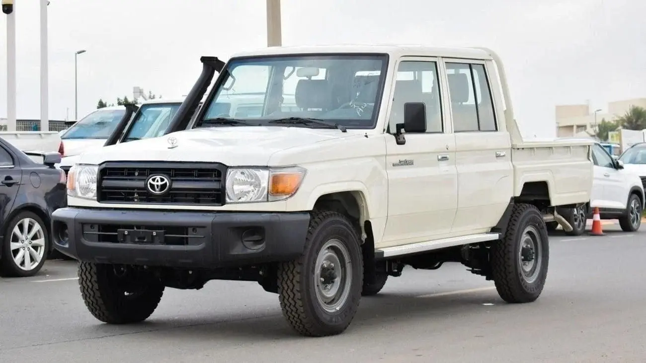 Toyota Land Cruiser Pick Up 2023 4.2L