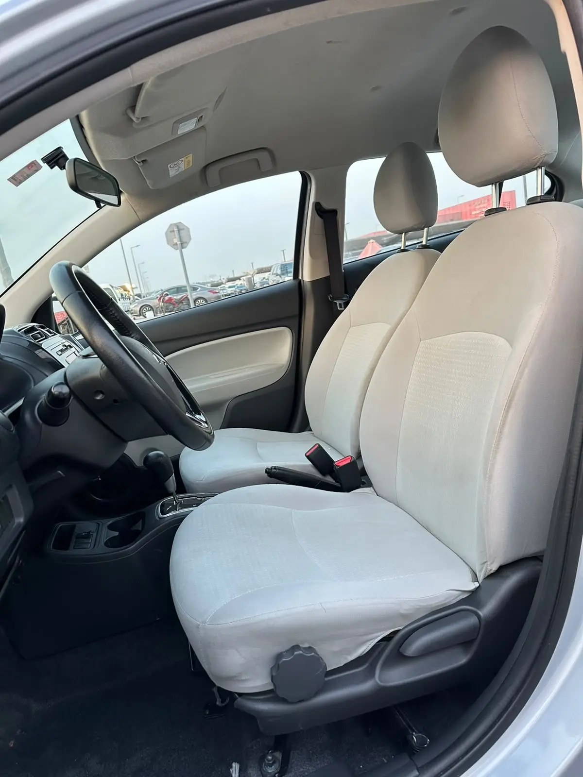 Mitsubishi Attrage 2022 null