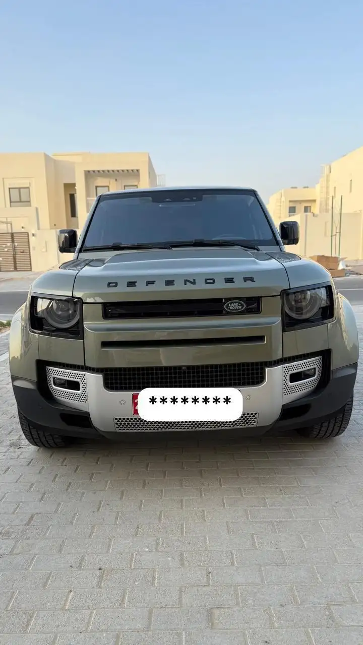 لاند روفر ديفندر 2024 null