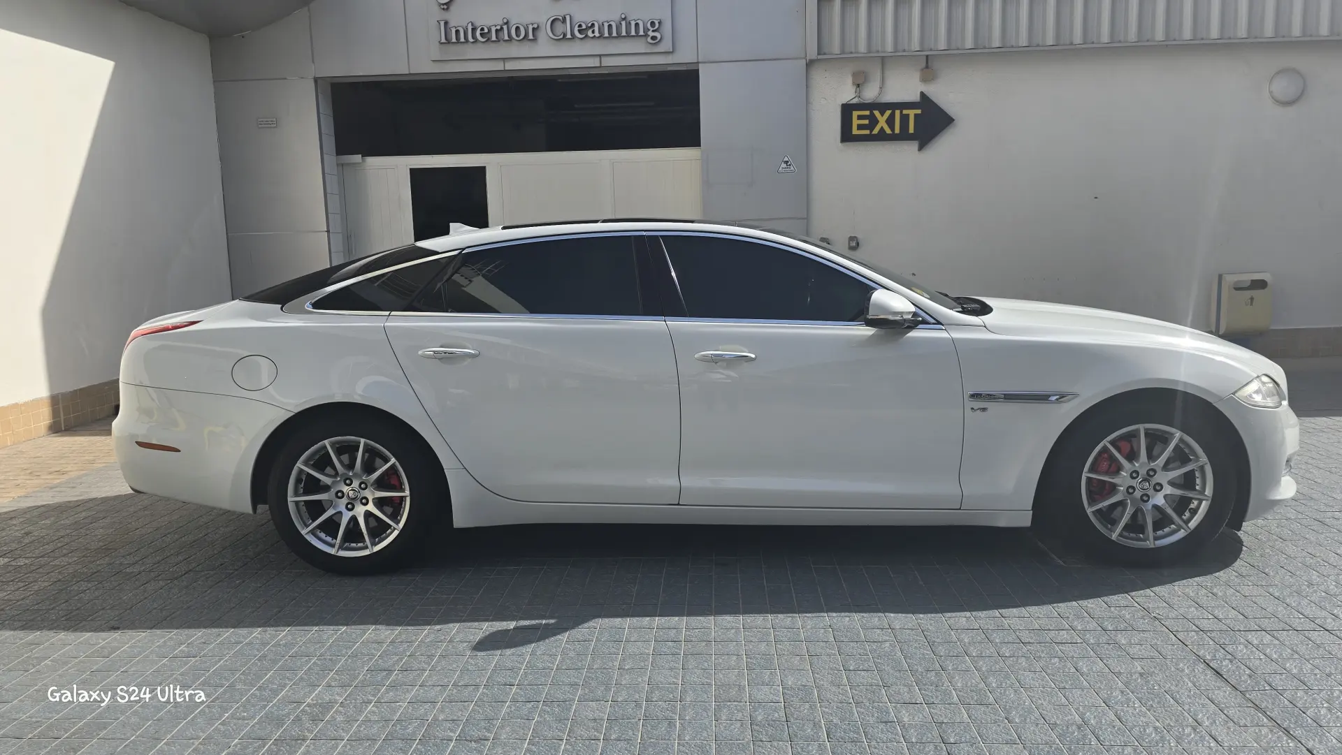 جاكوار XJ 2013 null