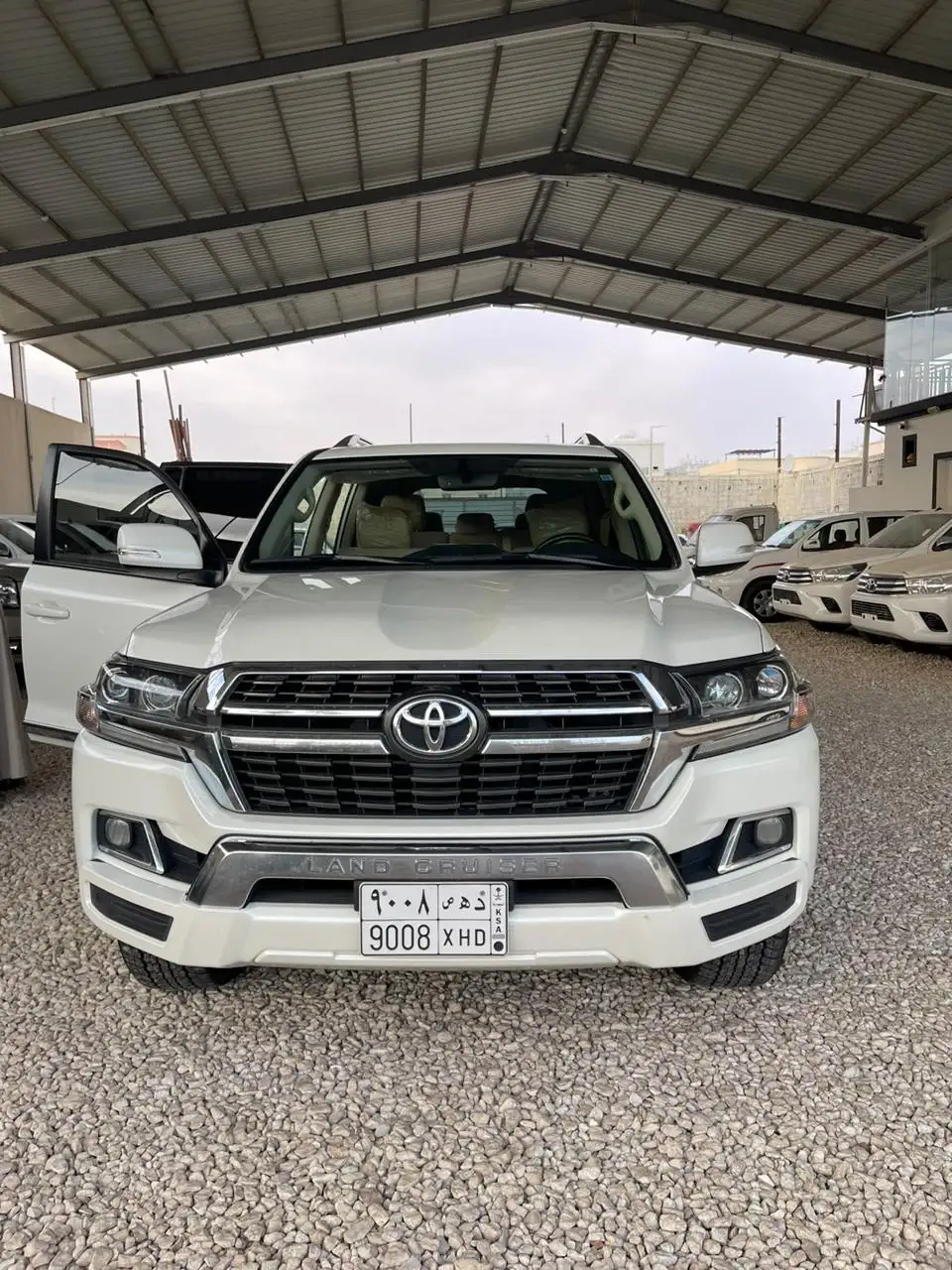 تويوتا لاند كروزر 2021 null