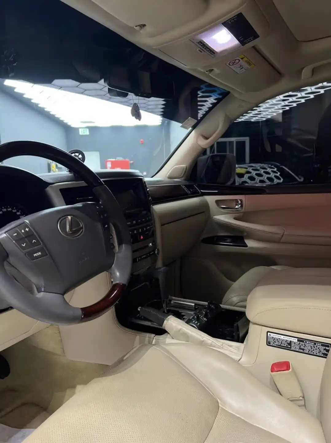 لكزس LX 2012 null