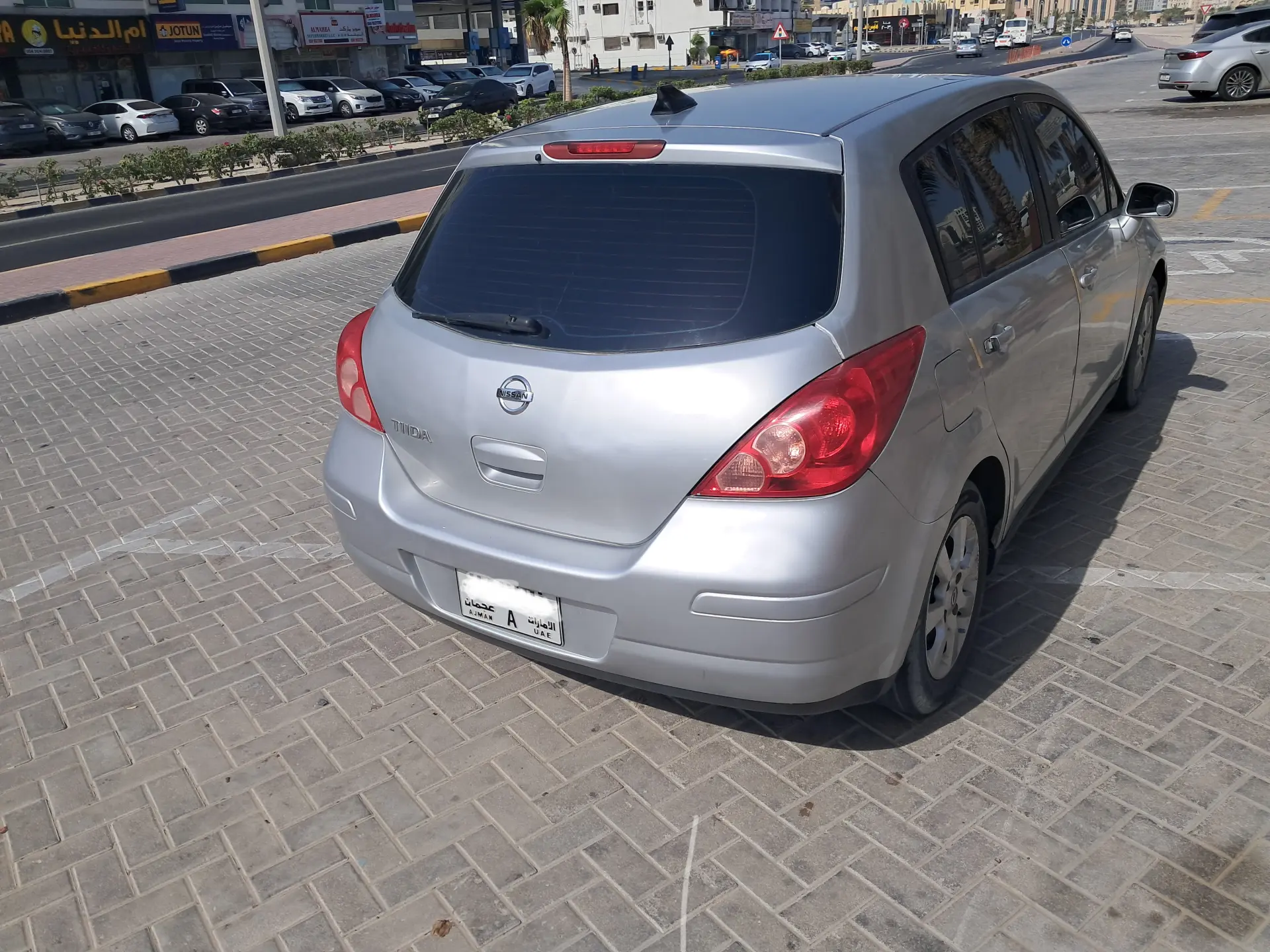 Nissan Tiida 2014 null