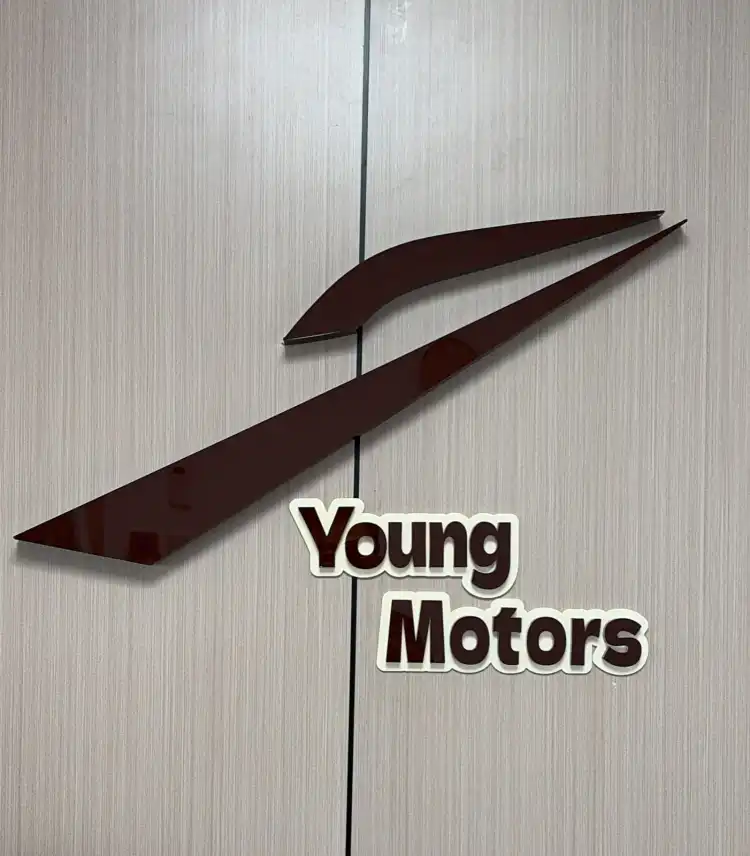 changan-changan-cs55-plus-Young Motors
