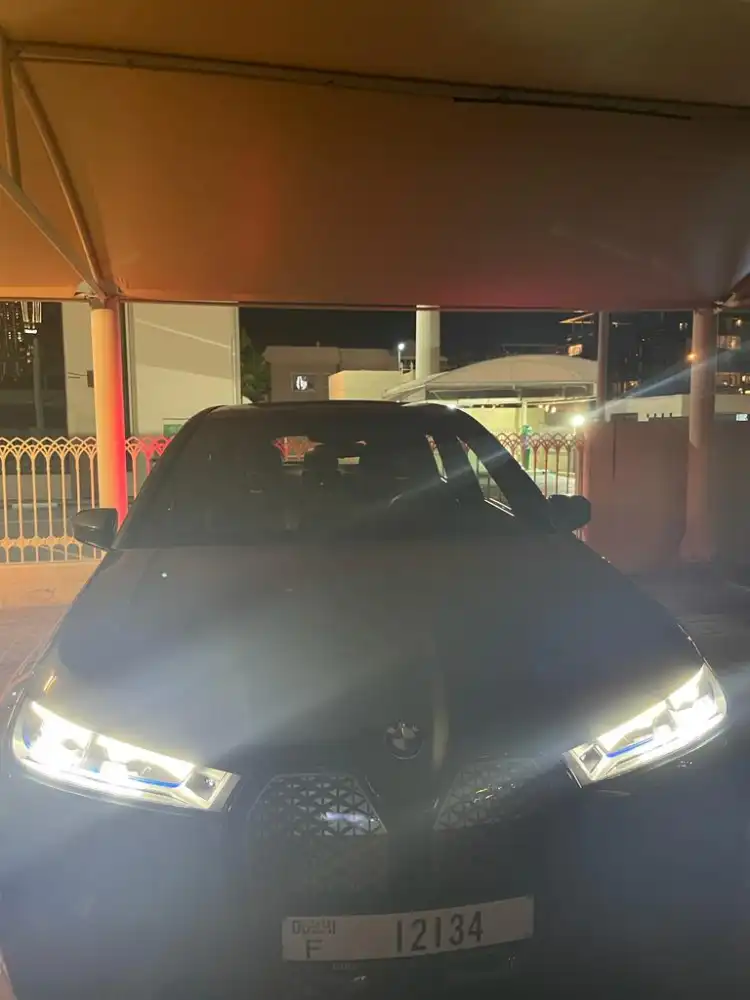 محطة شحن DEWA