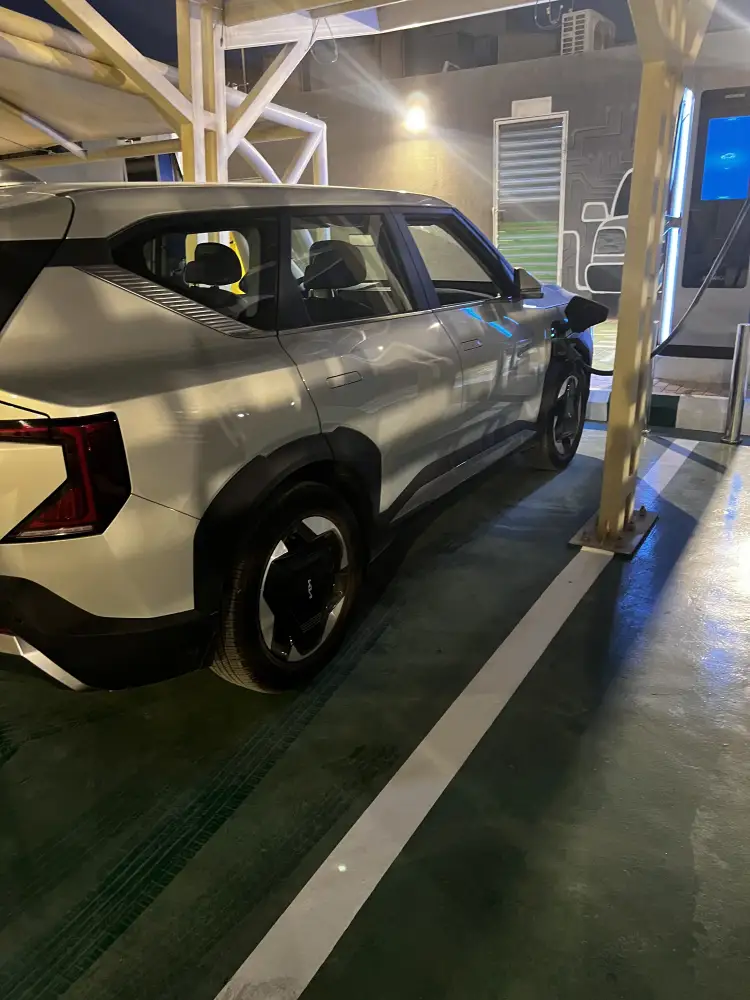 محطة شحن للسيارات الكهربائية