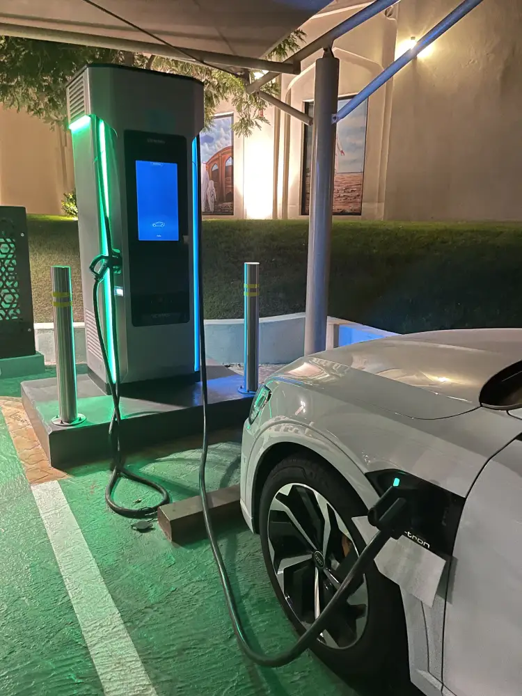 محطة شحن للسيارات الكهربائية