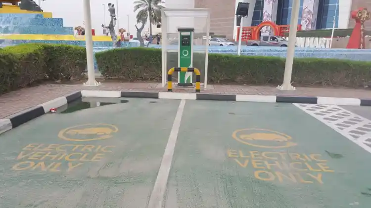 محطة شحن EV Green