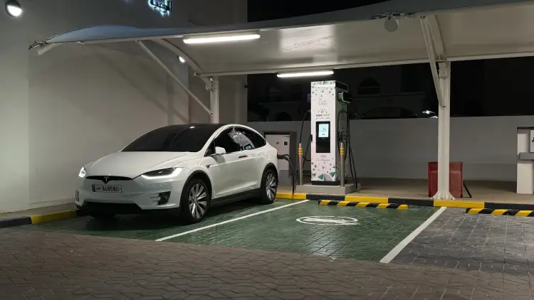 محطة شحن للسيارات الكهربائية