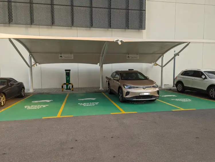 محطة شحن EV Green