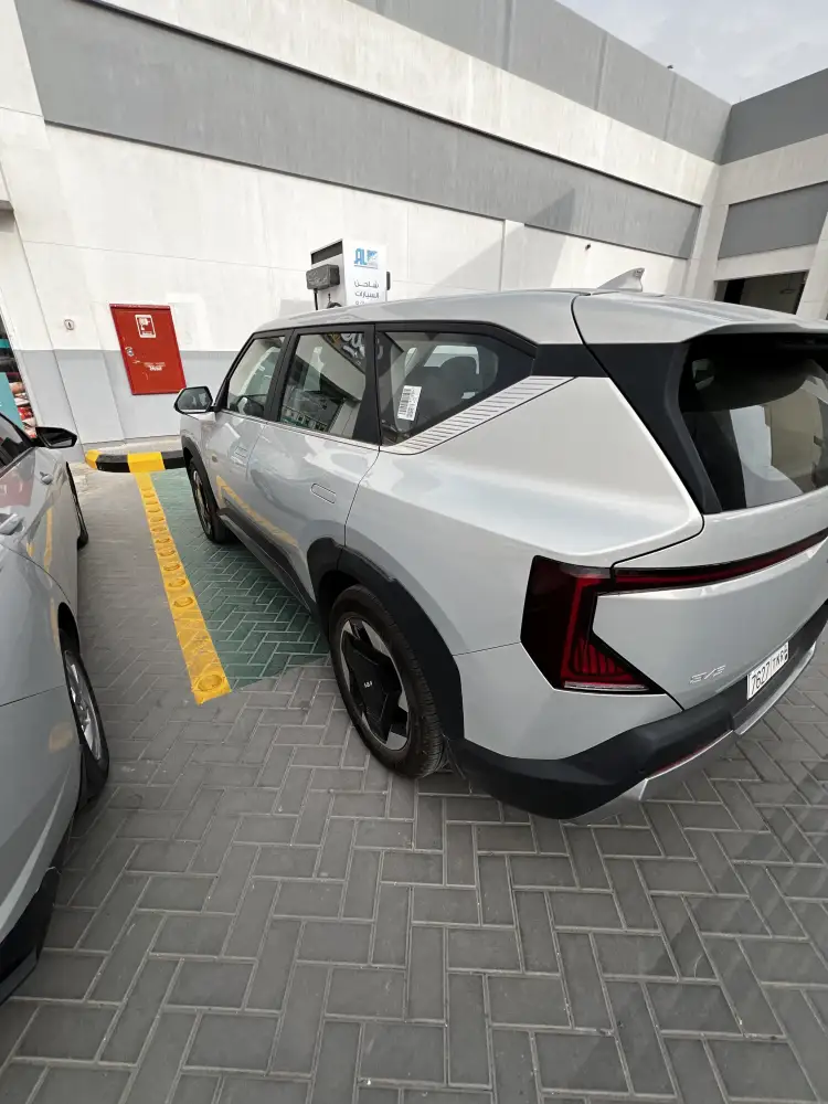 محطة شحن E-Fill