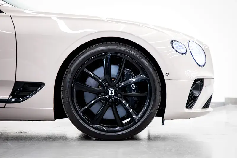 بنتلي كونتيننتال 2020