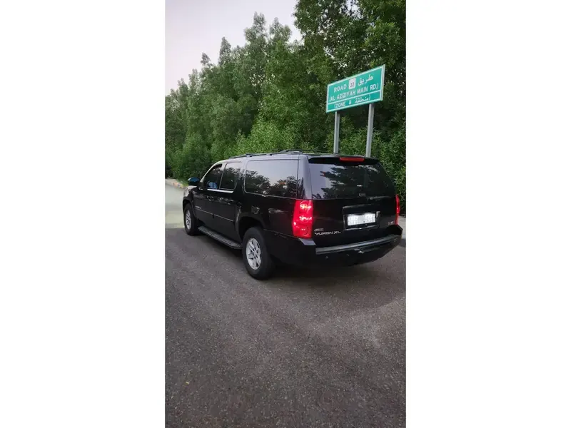 GMC Yukon XL 2010