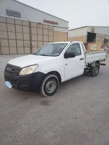 ايسوزو دي-ماكس 2016