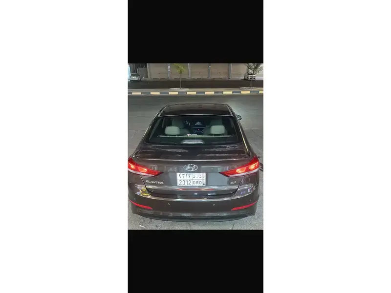 هيونداي إلنترا 2018