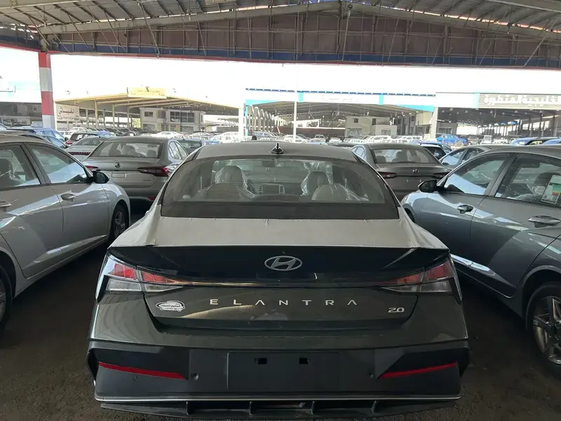 هيونداي إلنترا 2025 سمارت مكينة 2000 سي سي