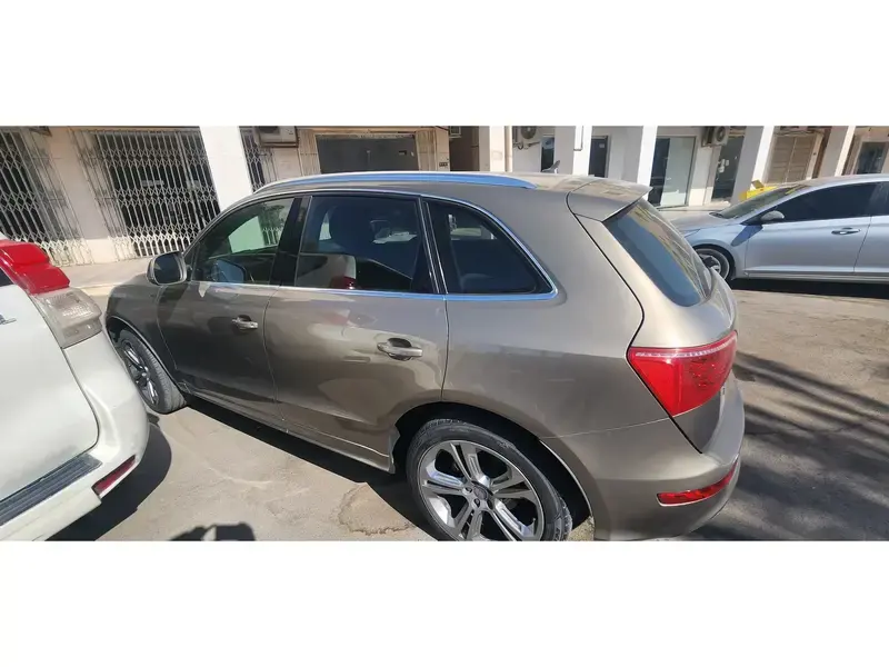 أودي Q5 2010