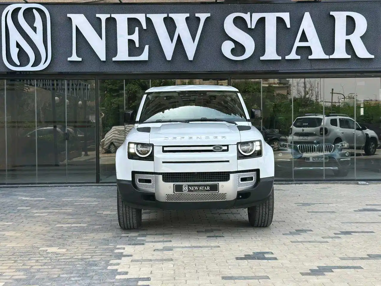 لاند روفر ديفندر 2020