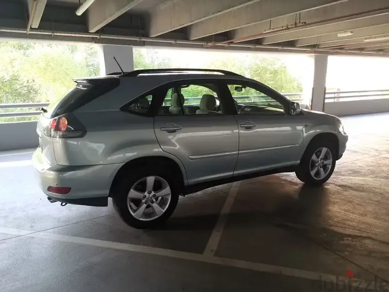 لكزس RX 2004