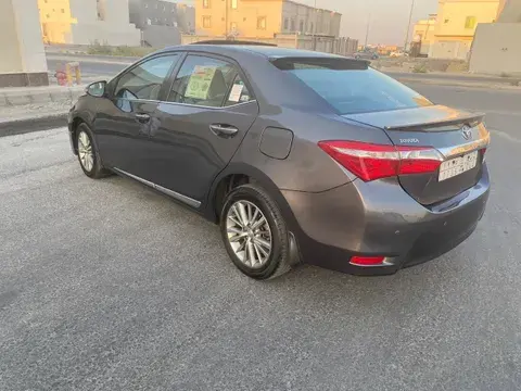 Toyota Corolla 2015